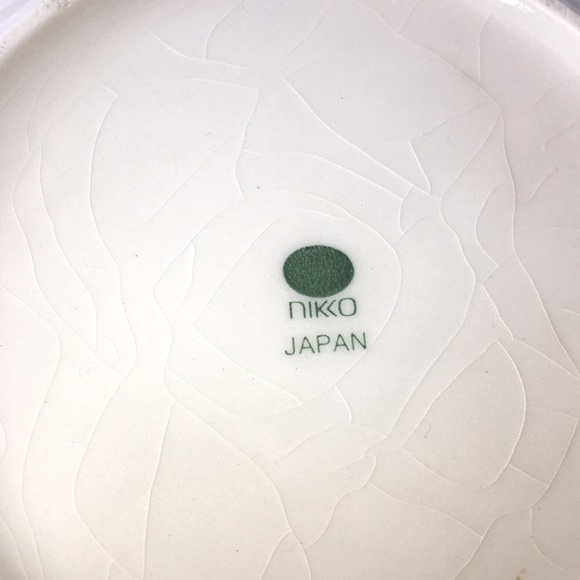 NIKKO JAPAN Vintage Lidded Christmas Tree Holiday Trinket Round Porcelain - Picture 6 of 8